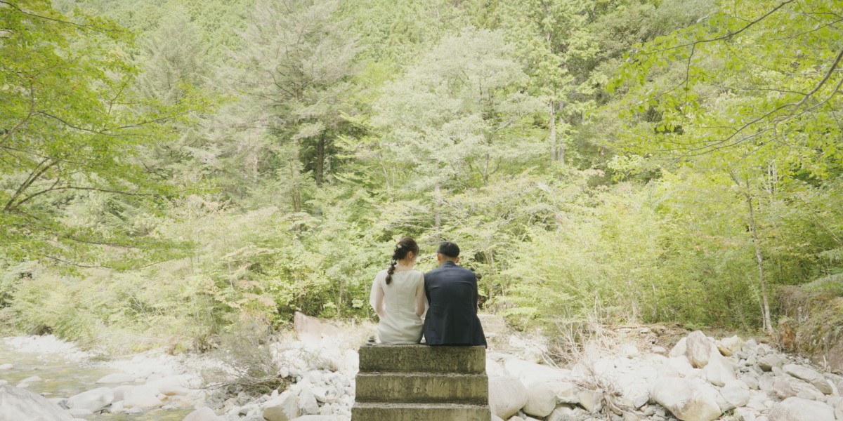 Elegantly Natural Wedding Opening Movie